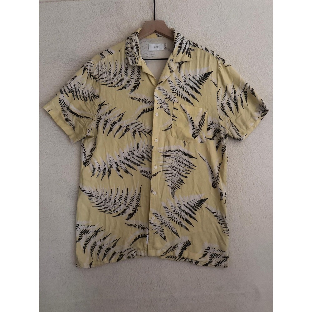 Onia Shirt Mens Small Yellow Fern Print Short Sleeve Button Up Viscose Tropical